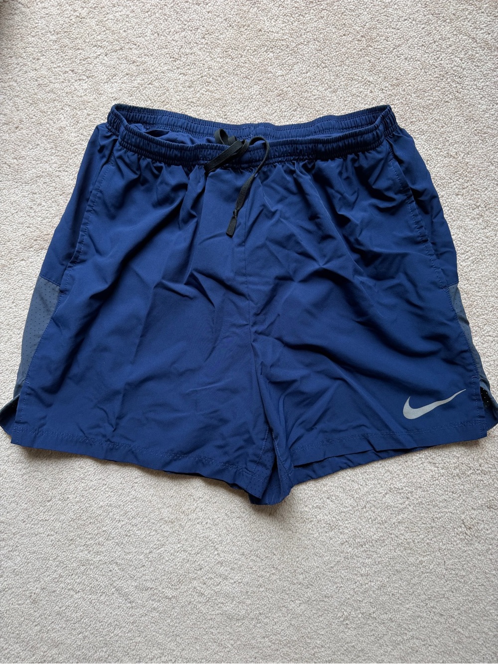 Nike Men's Deep Navy Running Shorts with Reflective Swoosh size Large